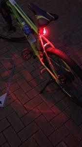 Fonksyonlu Bisiklet Arka Stop Uyarı İkaz Işığı Şarjlı 4 Modlu Lamba